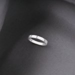Кольцо с бриллиантом 