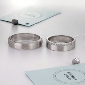 Мужское кольцо с мягкой матовость модель Е-402 ширина 5 мм. Женское кольцо инкрустированно бриллиантами 